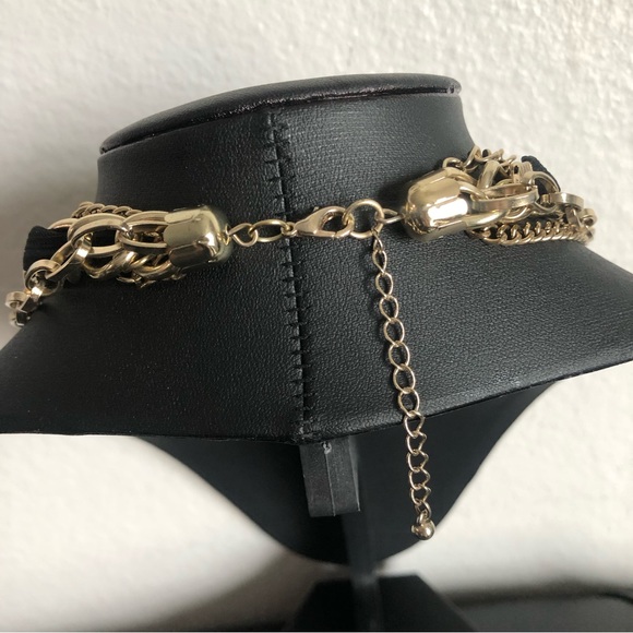 Forever 21 Black & Gold Chain Link Necklace - Picture 3 of 11